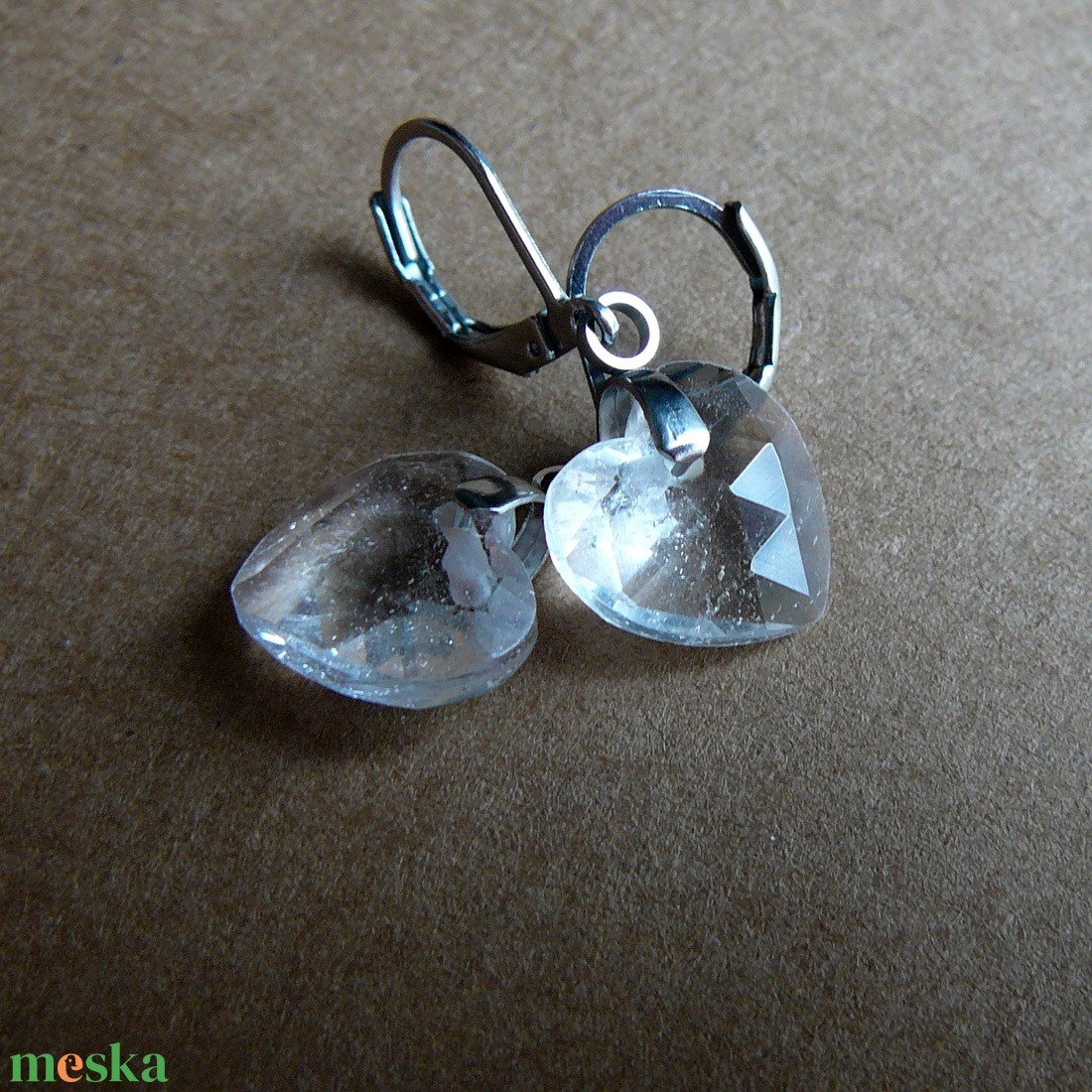 Hegyikristály szív fülbevaló - ékszer - fülbevaló - lógó fülbevaló - Meska.hu