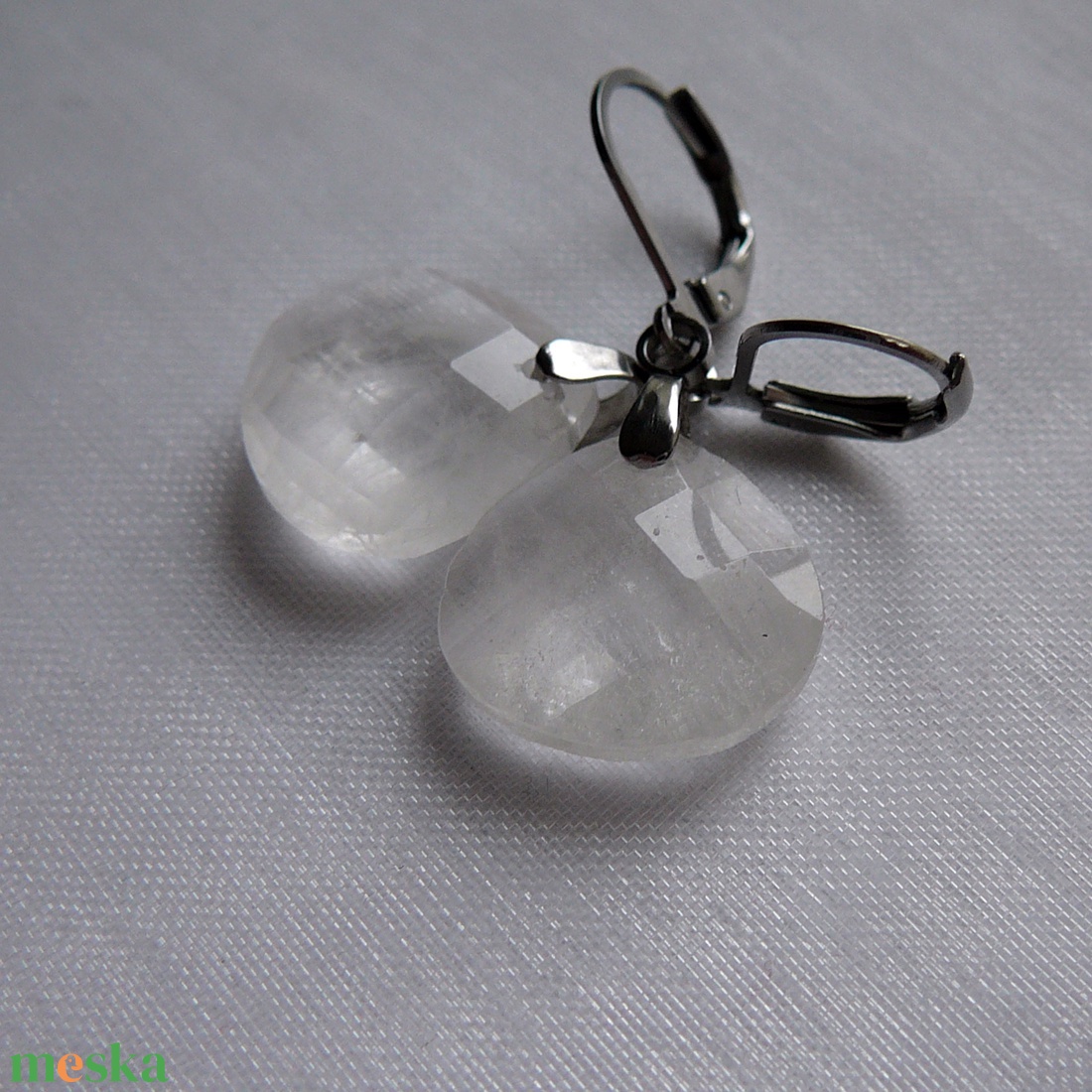 Hegyikristály csepp fülbevaló - ékszer - fülbevaló - lógó fülbevaló - Meska.hu