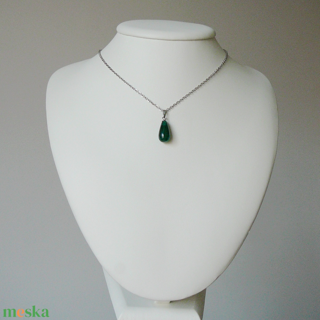 Malachit medálos nyaklánc - ékszer - nyaklánc - medálos nyaklánc - Meska.hu