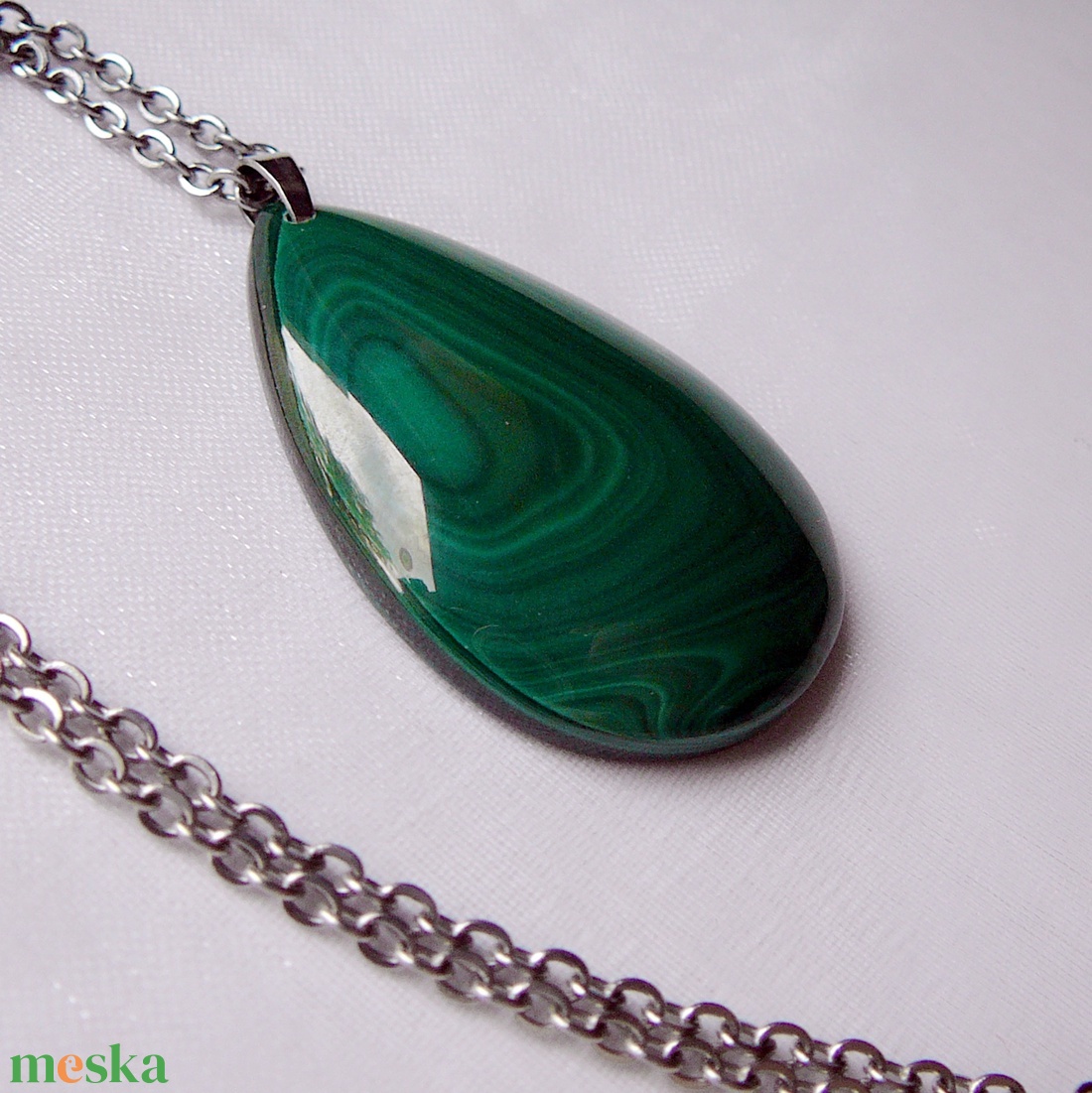 Malachit medálos nyaklánc - ékszer - nyaklánc - medálos nyaklánc - Meska.hu