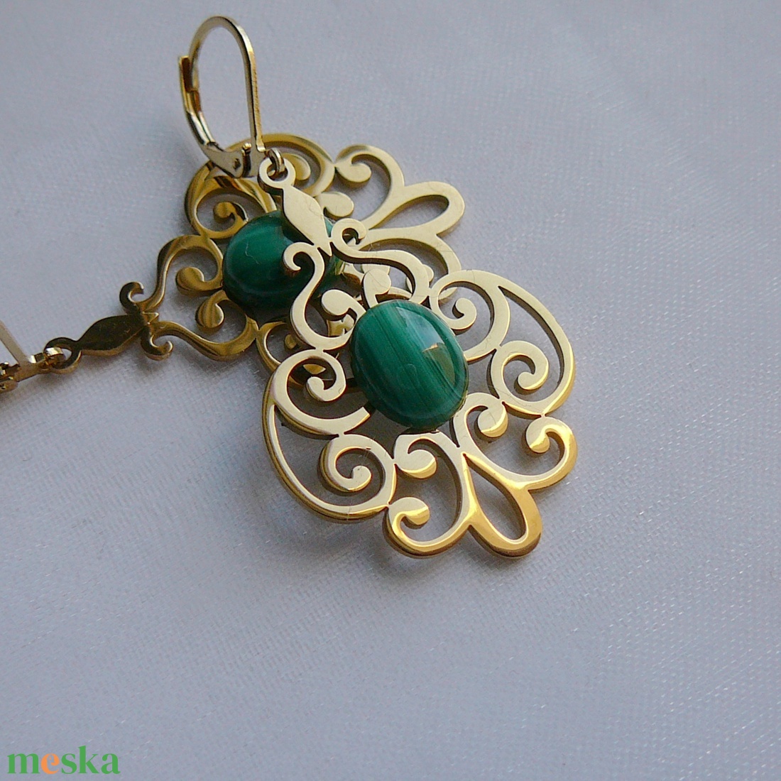 Filigrán malachit fülbevaló - ékszer - fülbevaló - lógó fülbevaló - Meska.hu