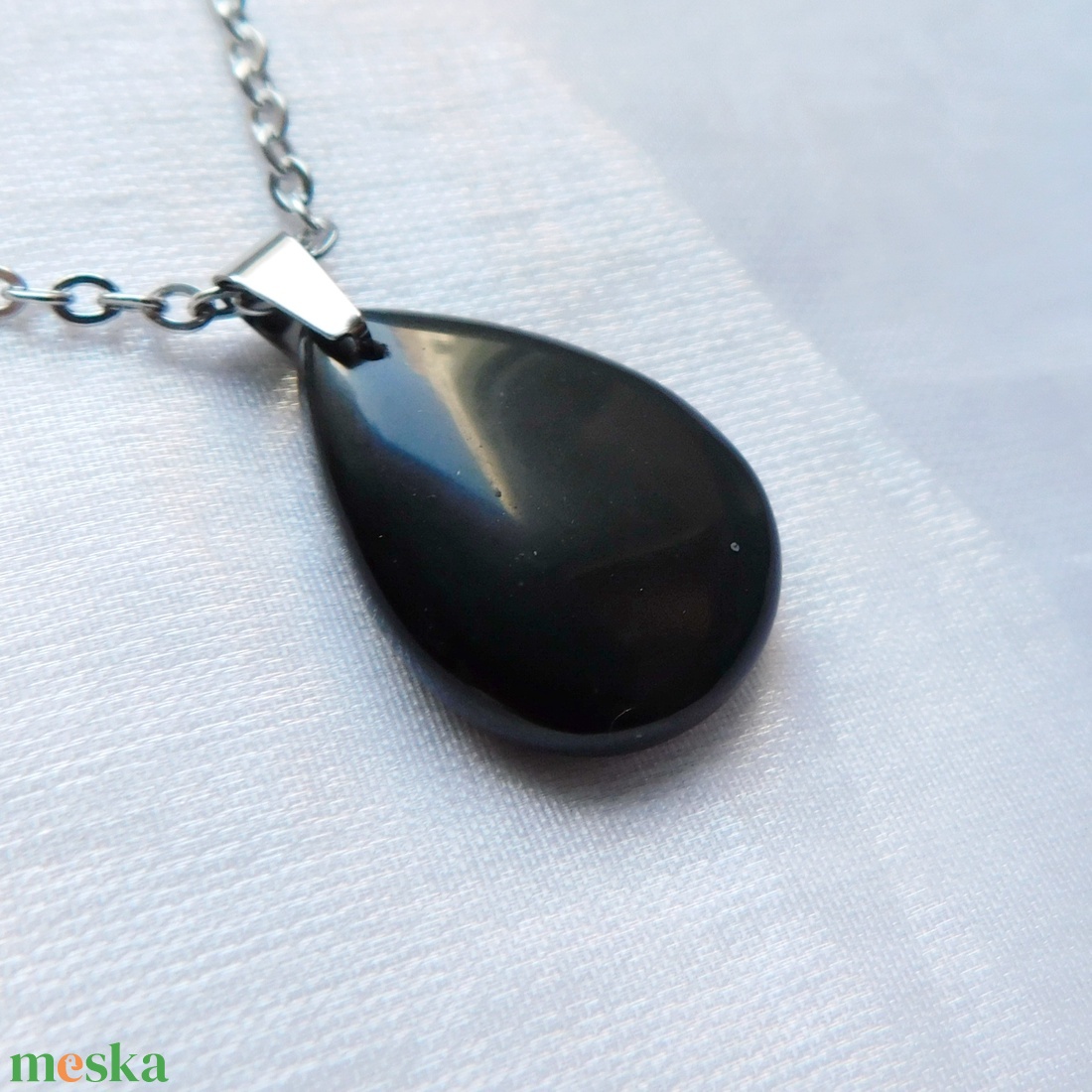 Fekete obszidián medálos nyaklánc - ékszer - nyaklánc - medálos nyaklánc - Meska.hu