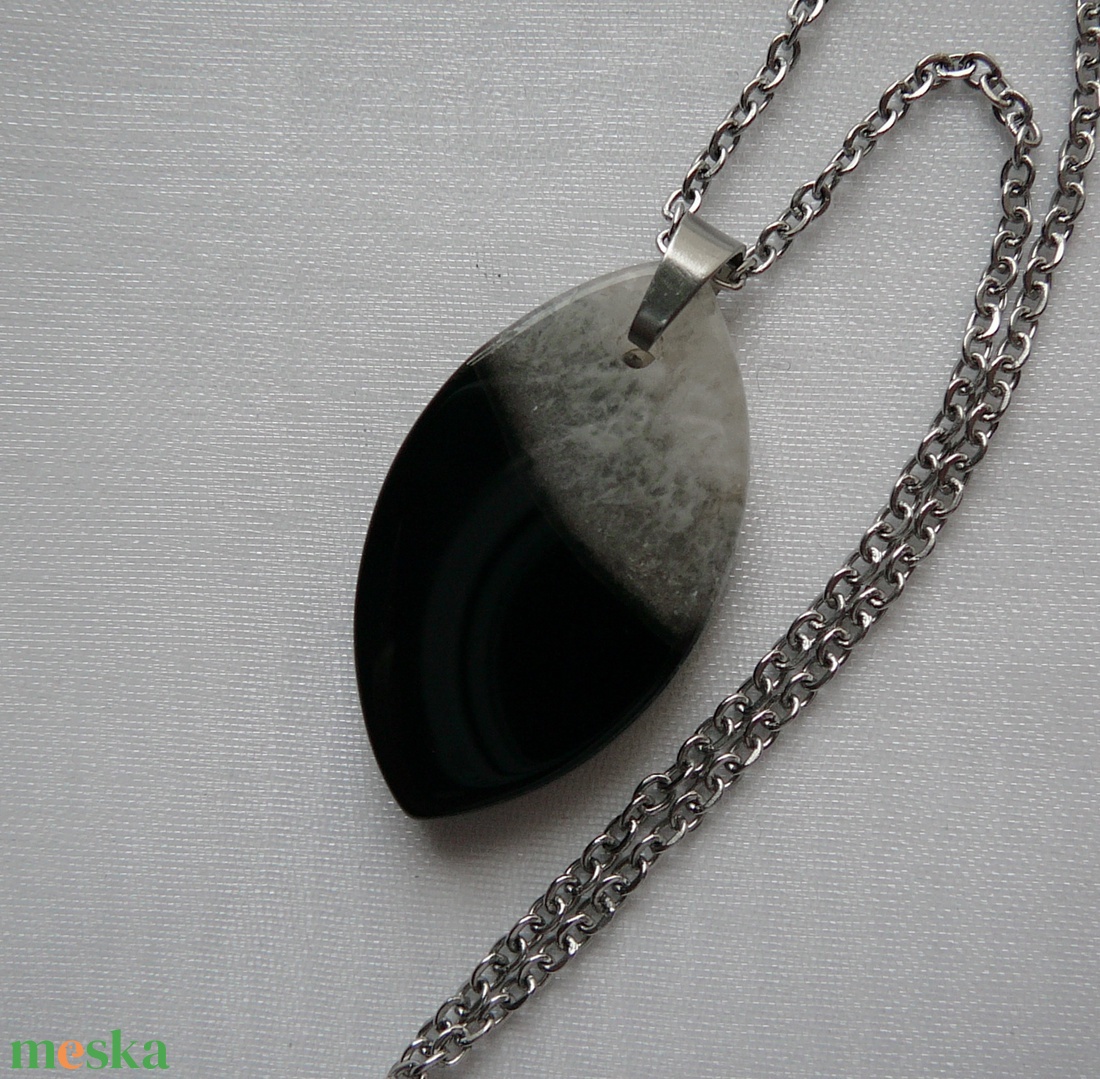 Ónix medálos nyaklánc - ékszer - nyaklánc - medálos nyaklánc - Meska.hu