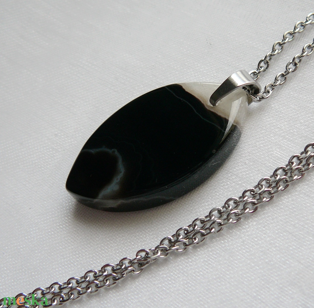 Ónix medálos nyaklánc - ékszer - nyaklánc - medálos nyaklánc - Meska.hu