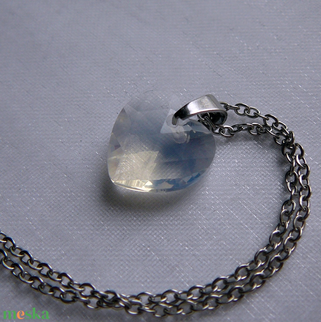 Opalit szív medálos nyaklánc - ékszer - nyaklánc - medálos nyaklánc - Meska.hu