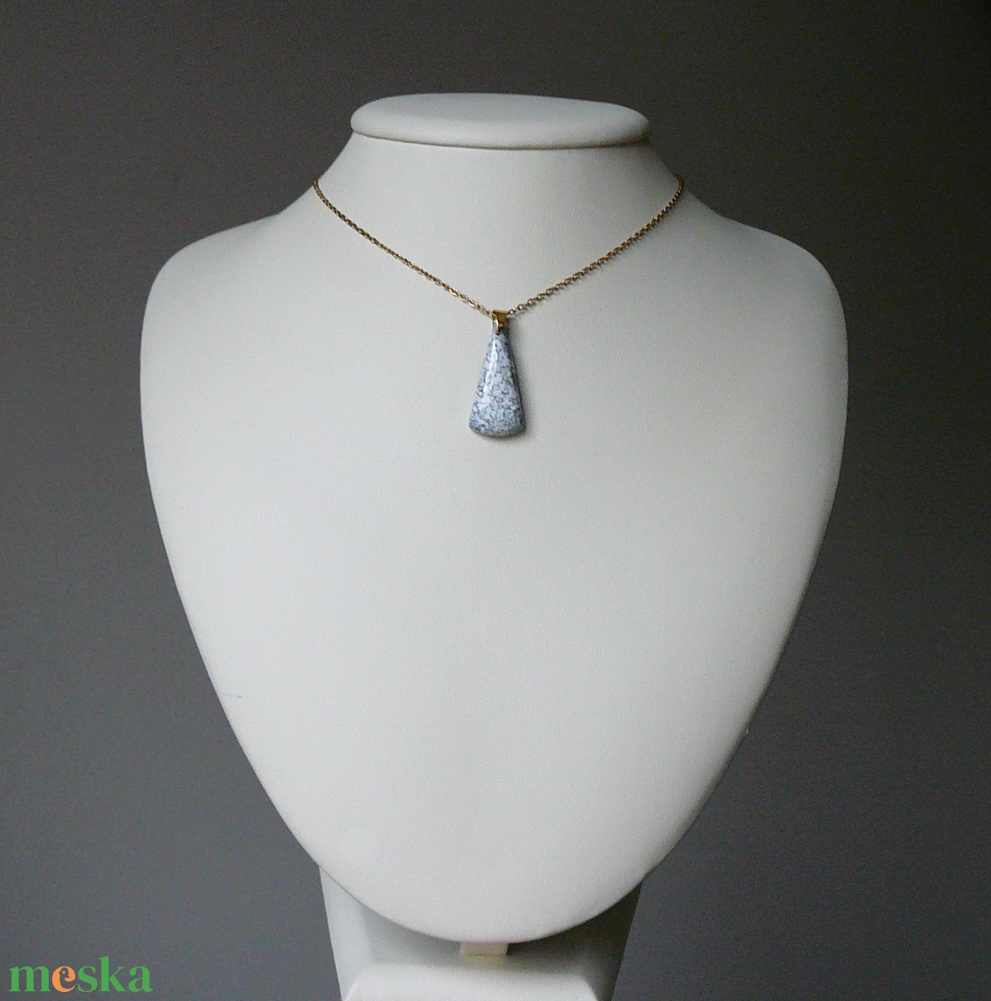 Merlinit medálos nyaklánc - ékszer - nyaklánc - medálos nyaklánc - Meska.hu