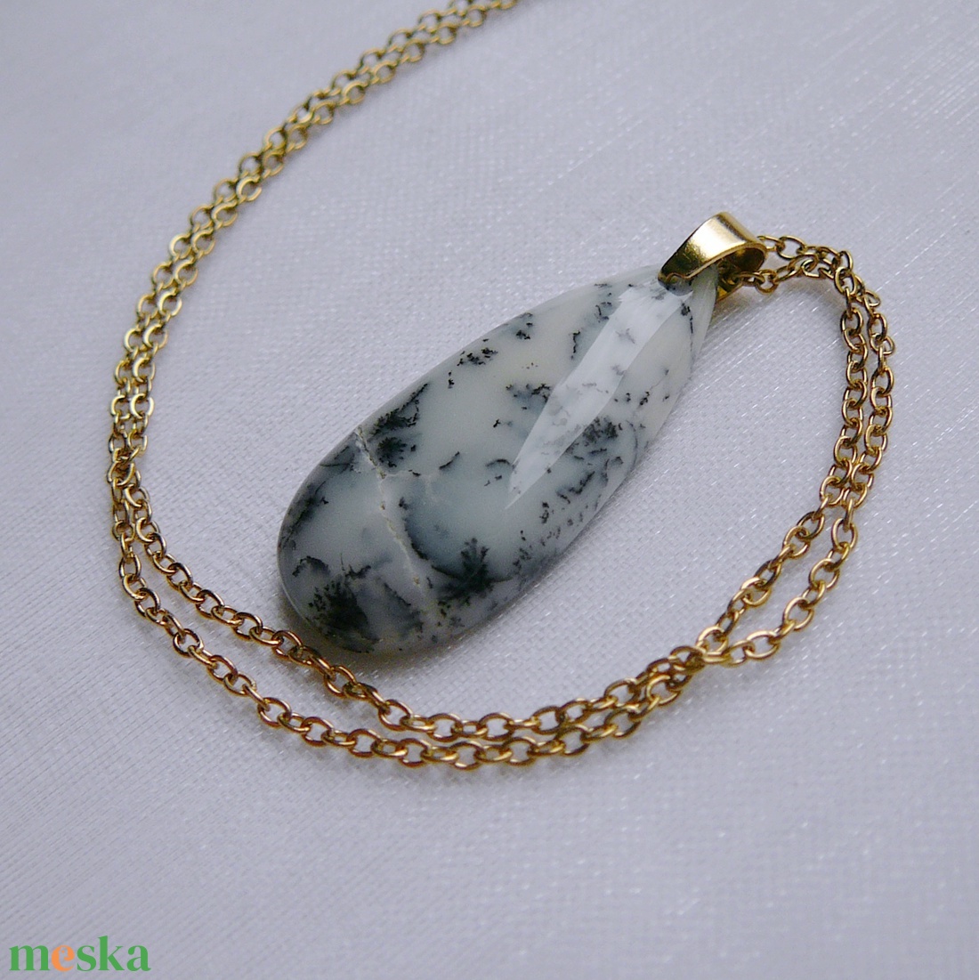 Merlinit medálos nyaklánc - ékszer - nyaklánc - medálos nyaklánc - Meska.hu