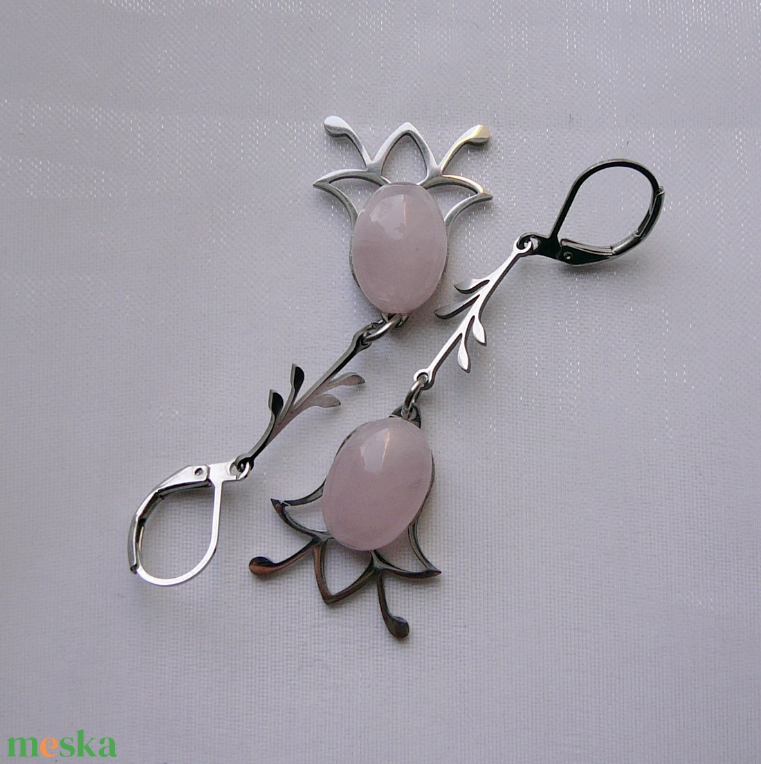 Rózsakvarc tulipán fülbevaló - ékszer - nyaklánc - medálos nyaklánc - Meska.hu