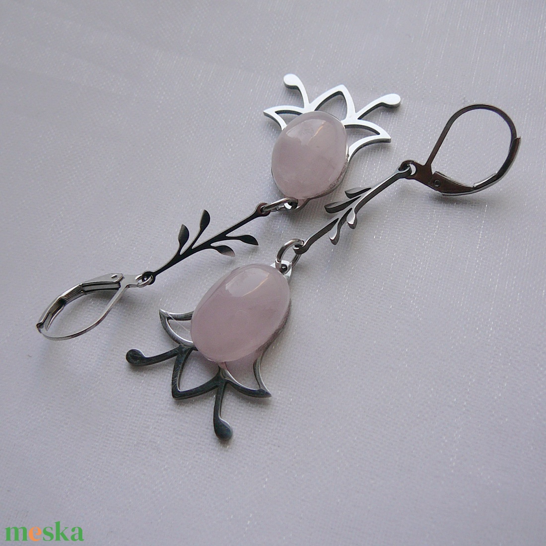Rózsakvarc tulipán fülbevaló - ékszer - nyaklánc - medálos nyaklánc - Meska.hu