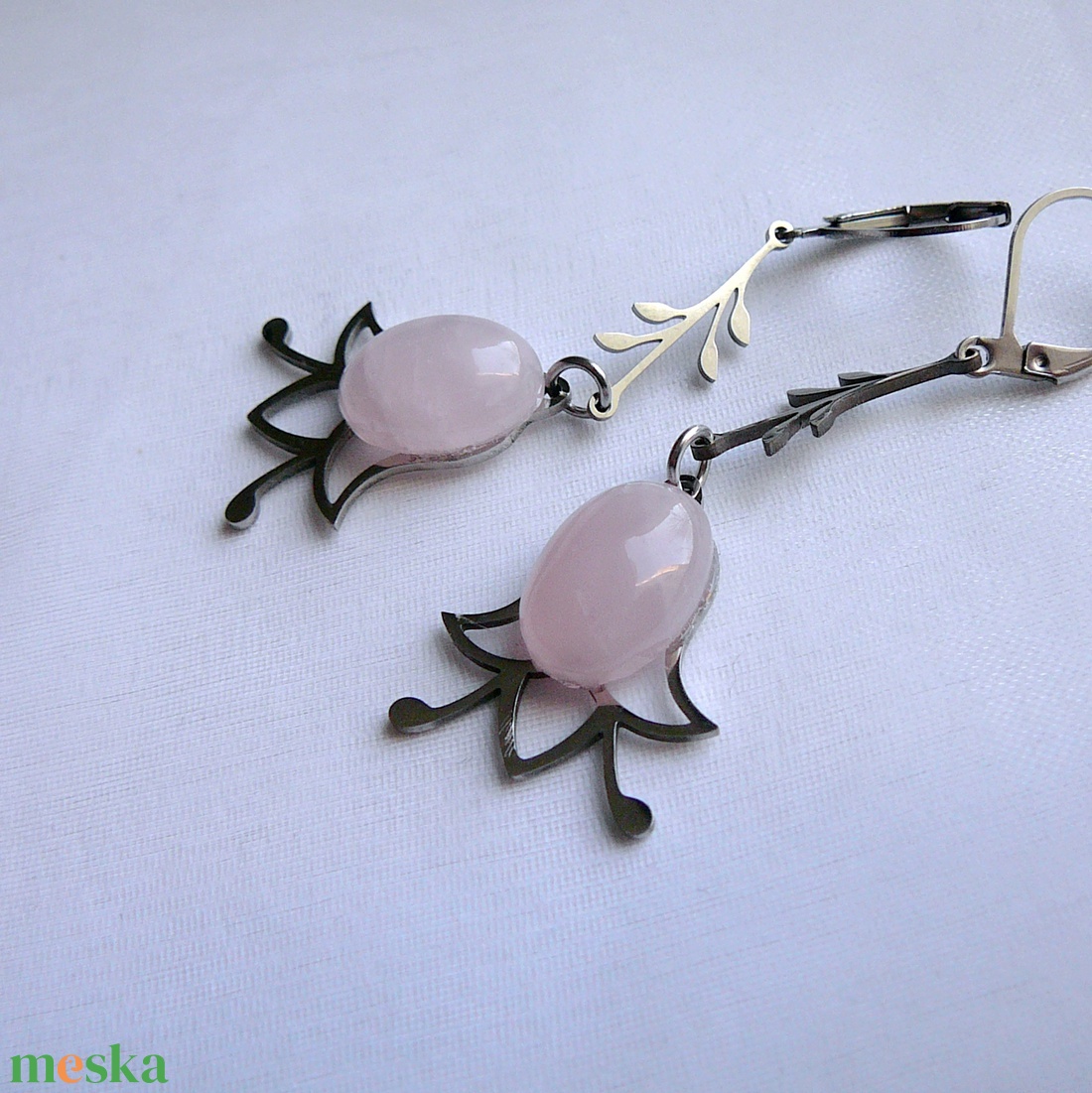 Rózsakvarc tulipán fülbevaló - ékszer - nyaklánc - medálos nyaklánc - Meska.hu