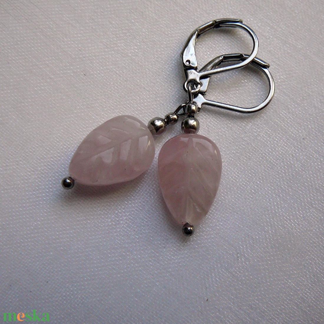 Rózsakvarc levél fülbevaló - ékszer - nyaklánc - medálos nyaklánc - Meska.hu