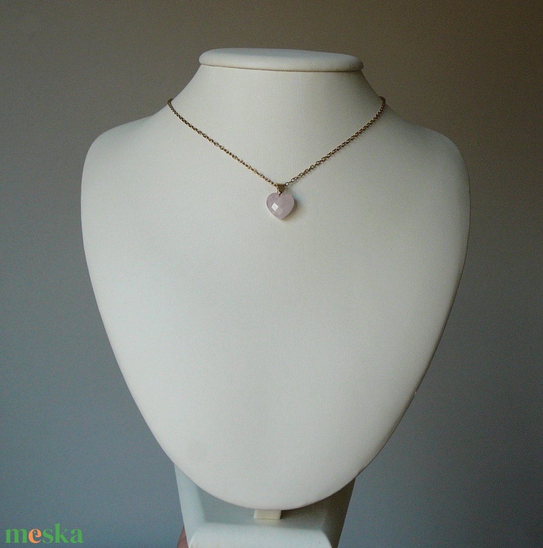 Rózsakvarc szív medálos nyaklánc - ékszer - nyaklánc - medálos nyaklánc - Meska.hu