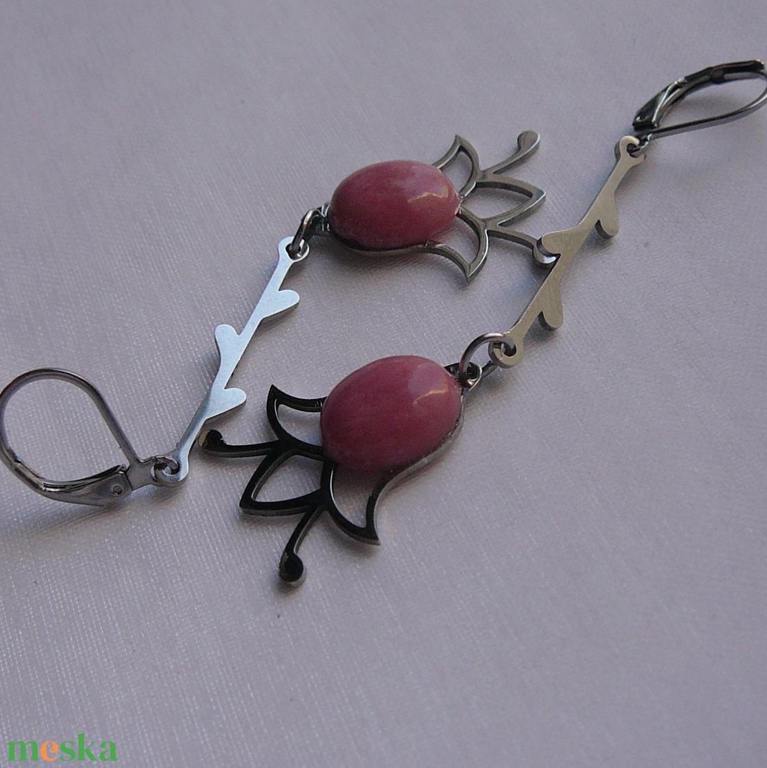 Rodonit tulipán fülbevaló - ékszer - fülbevaló - lógó fülbevaló - Meska.hu