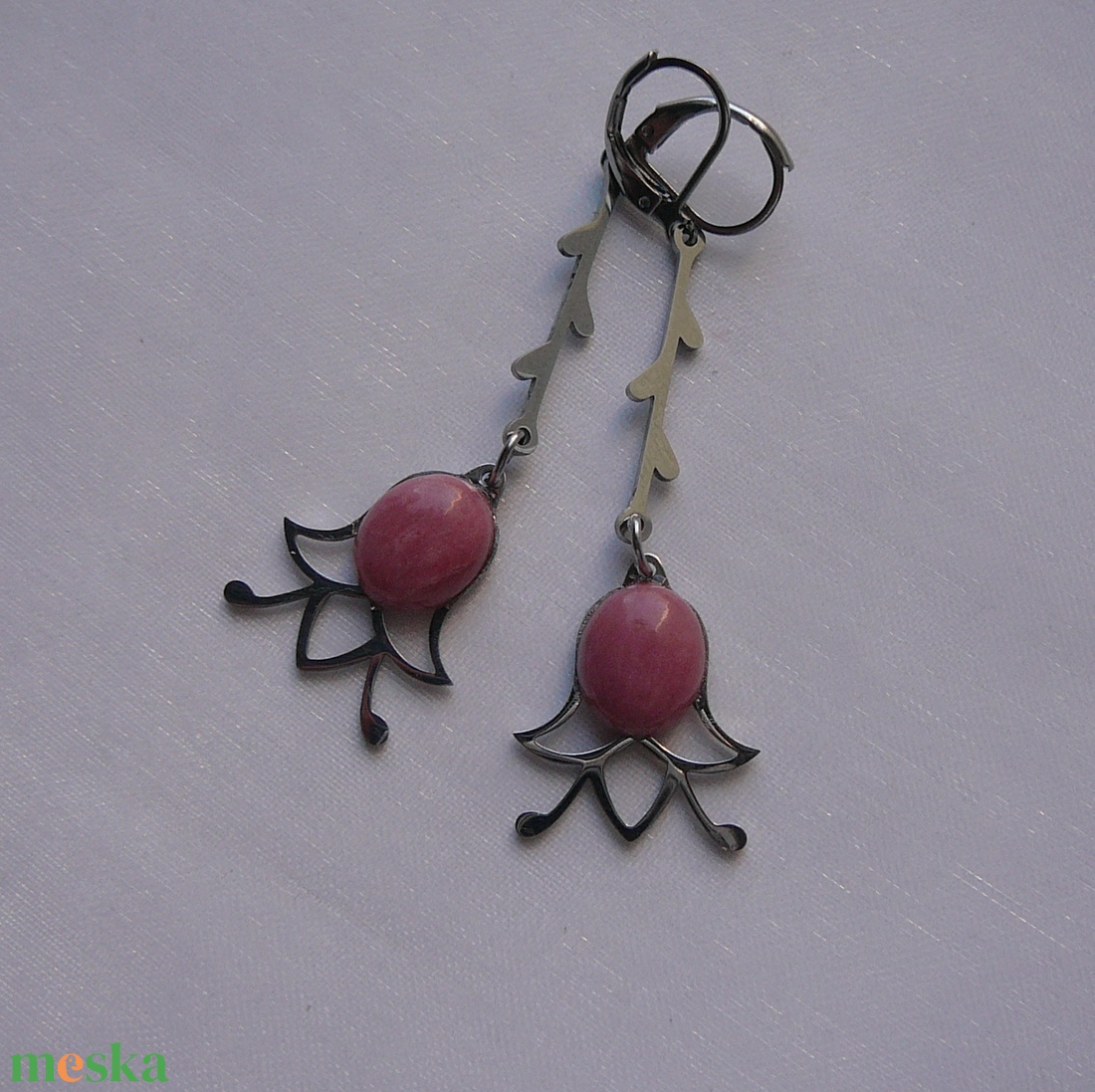 Rodonit tulipán fülbevaló - ékszer - fülbevaló - lógó fülbevaló - Meska.hu