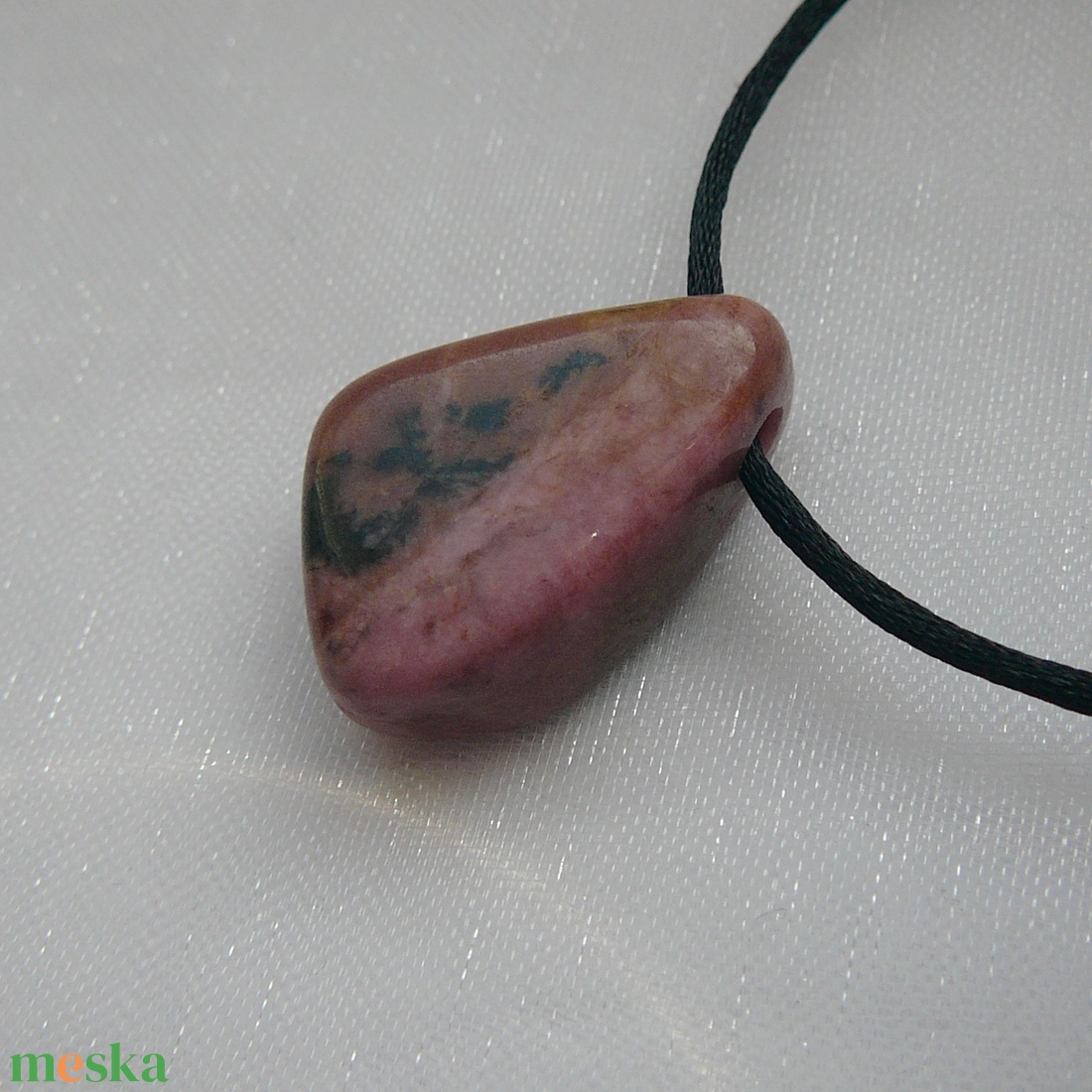 Rodonit medálos nyaklánc - ékszer - nyaklánc - medálos nyaklánc - Meska.hu