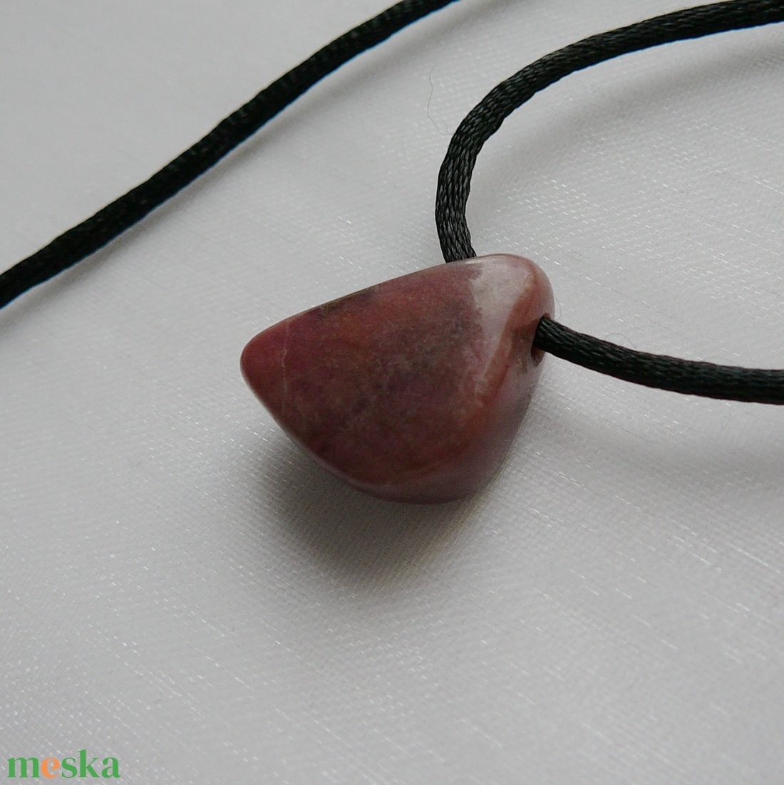 Rodonit medálos nyaklánc - ékszer - nyaklánc - medálos nyaklánc - Meska.hu
