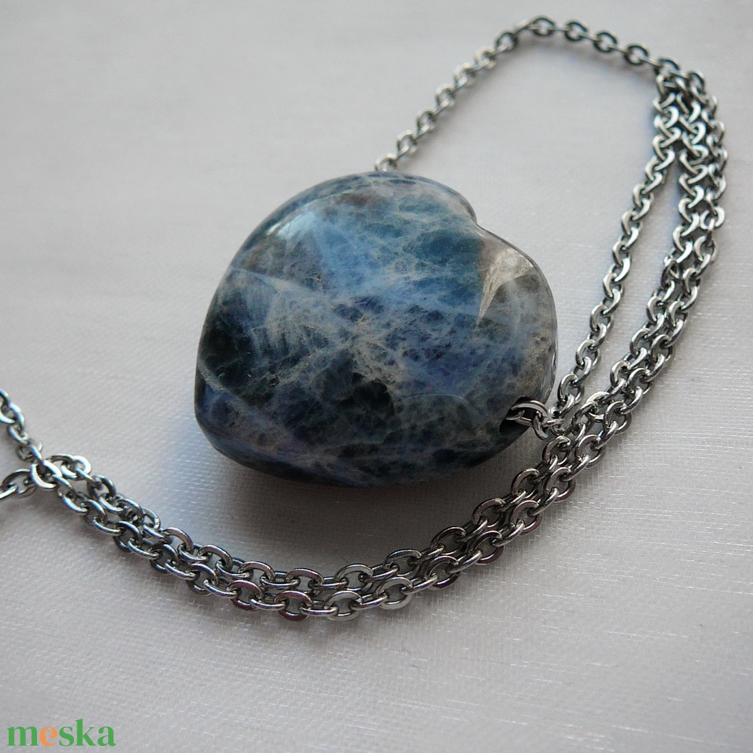 Szodalit szív medálos nyaklánc - ékszer - nyaklánc - medálos nyaklánc - Meska.hu