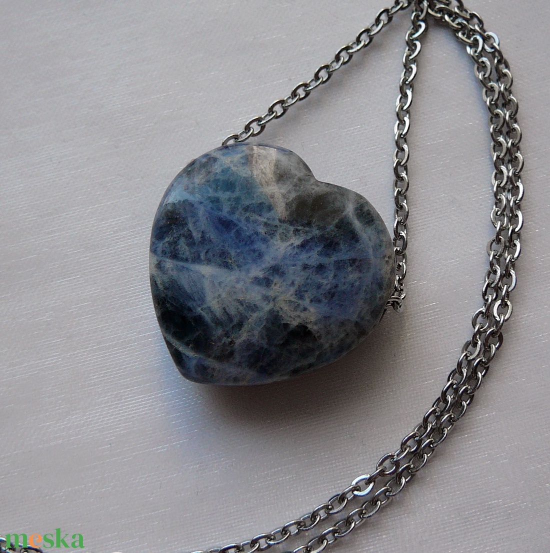 Szodalit szív medálos nyaklánc - ékszer - nyaklánc - medálos nyaklánc - Meska.hu