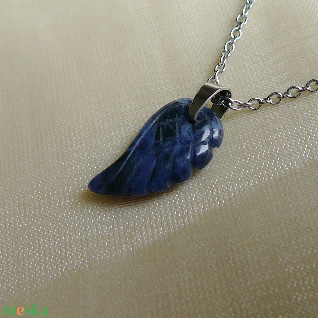 Szodalit szárny medálos nyaklánc - ékszer - nyaklánc - medálos nyaklánc - Meska.hu