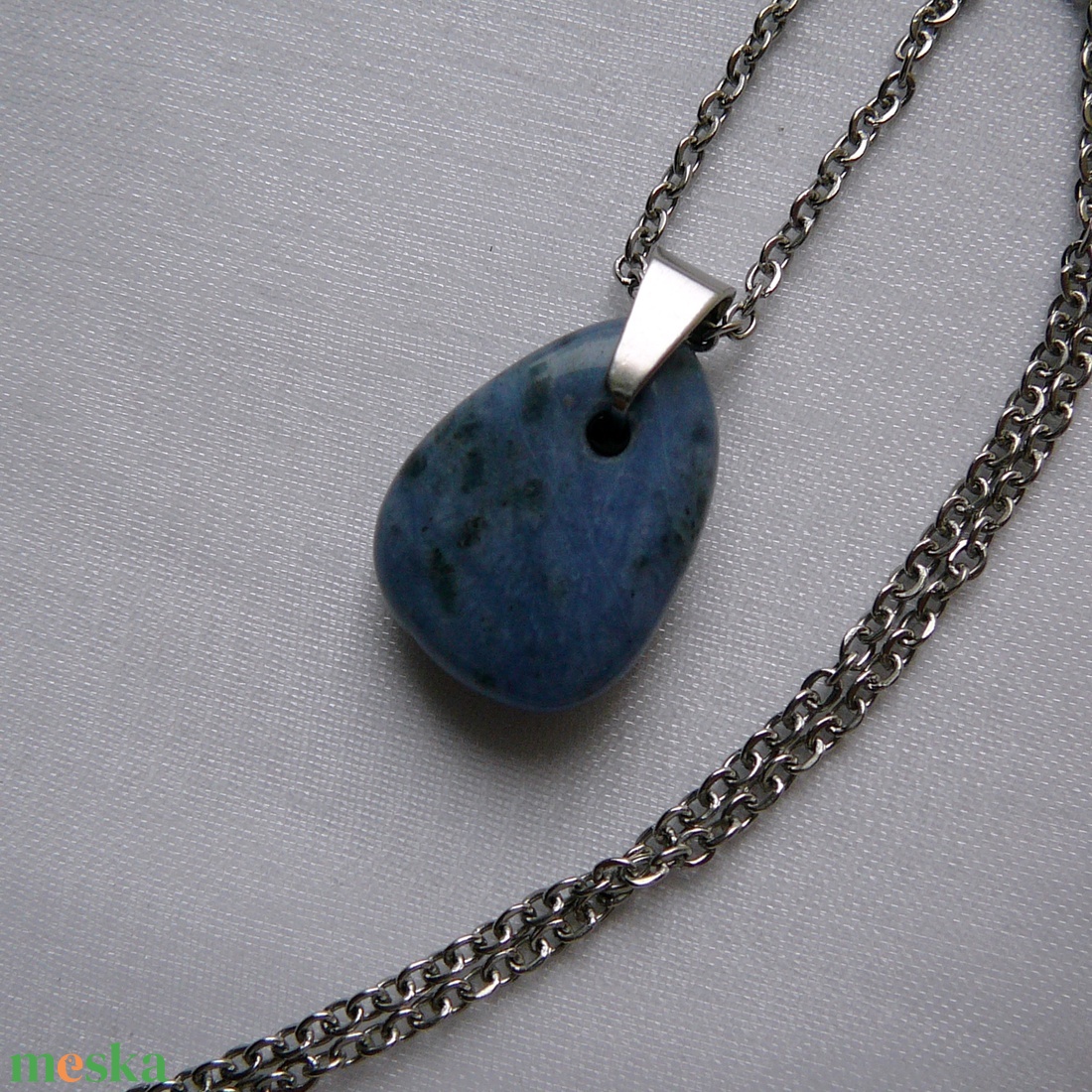 Szodalit medálos nyaklánc - ékszer - nyaklánc - medálos nyaklánc - Meska.hu