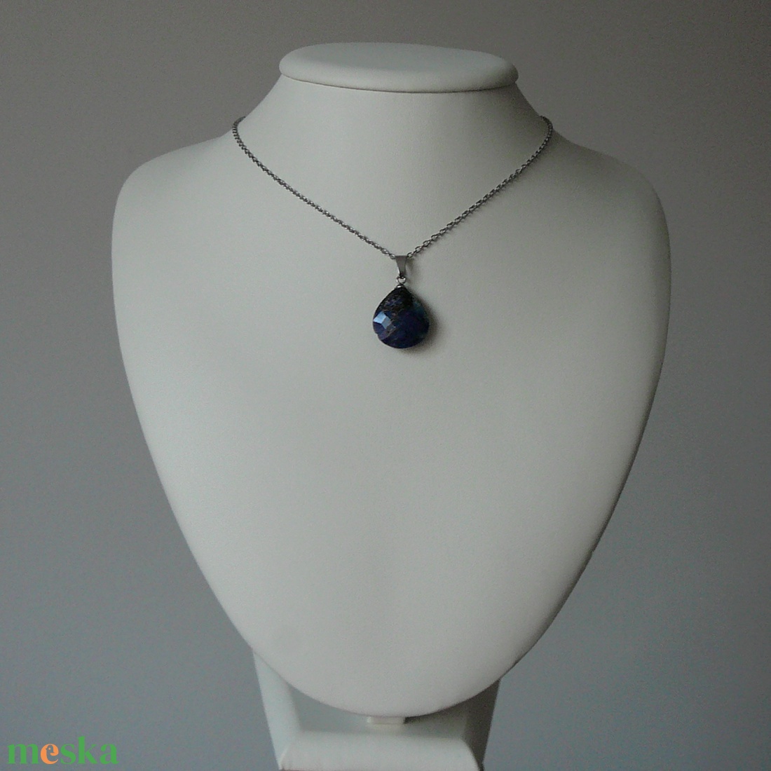 Szodalit medálos nyaklánc - ékszer - nyaklánc - medálos nyaklánc - Meska.hu
