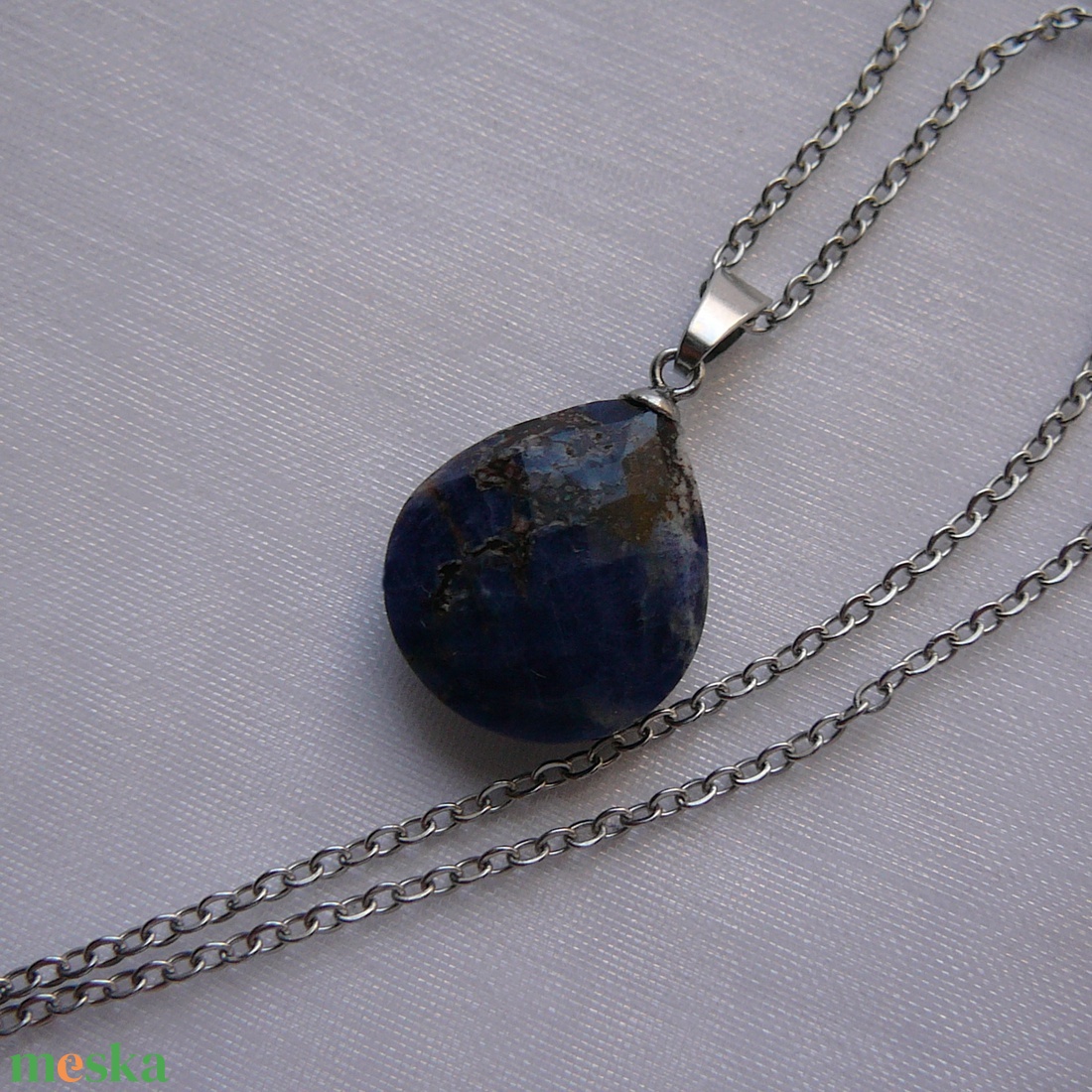 Szodalit medálos nyaklánc - ékszer - nyaklánc - medálos nyaklánc - Meska.hu