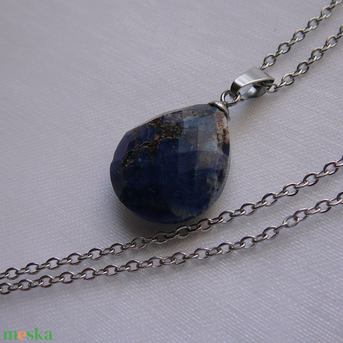 Szodalit medálos nyaklánc - ékszer - nyaklánc - medálos nyaklánc - Meska.hu
