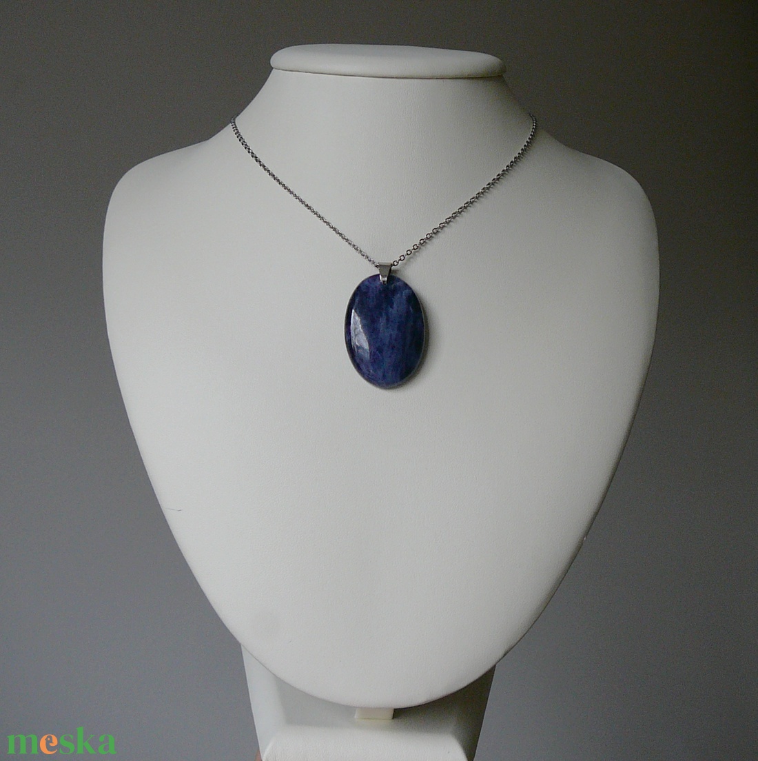 Szodalit medálos nyaklánc - ékszer - nyaklánc - medálos nyaklánc - Meska.hu