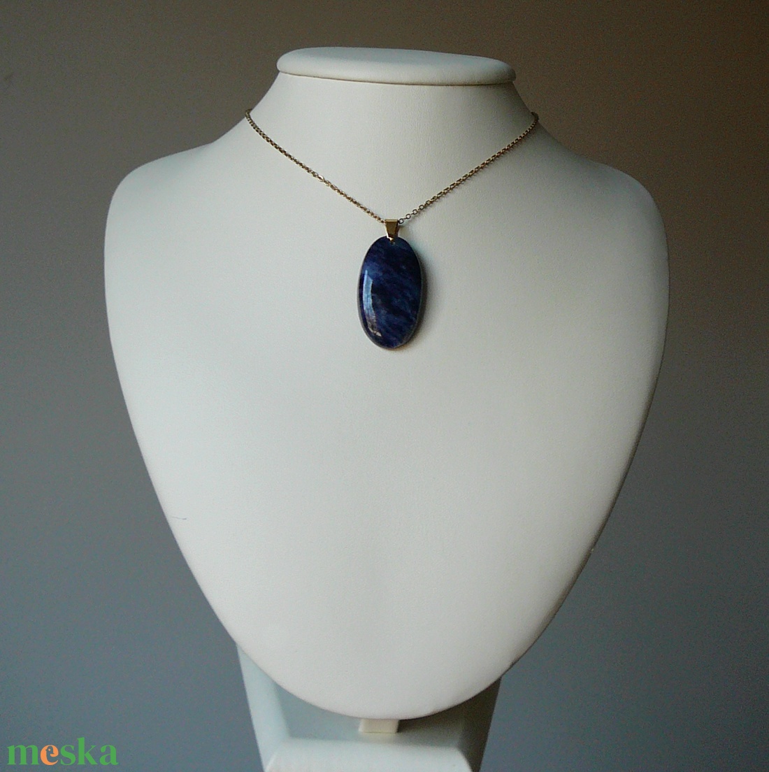 Szodalit medálos nyaklánc - ékszer - nyaklánc - medálos nyaklánc - Meska.hu