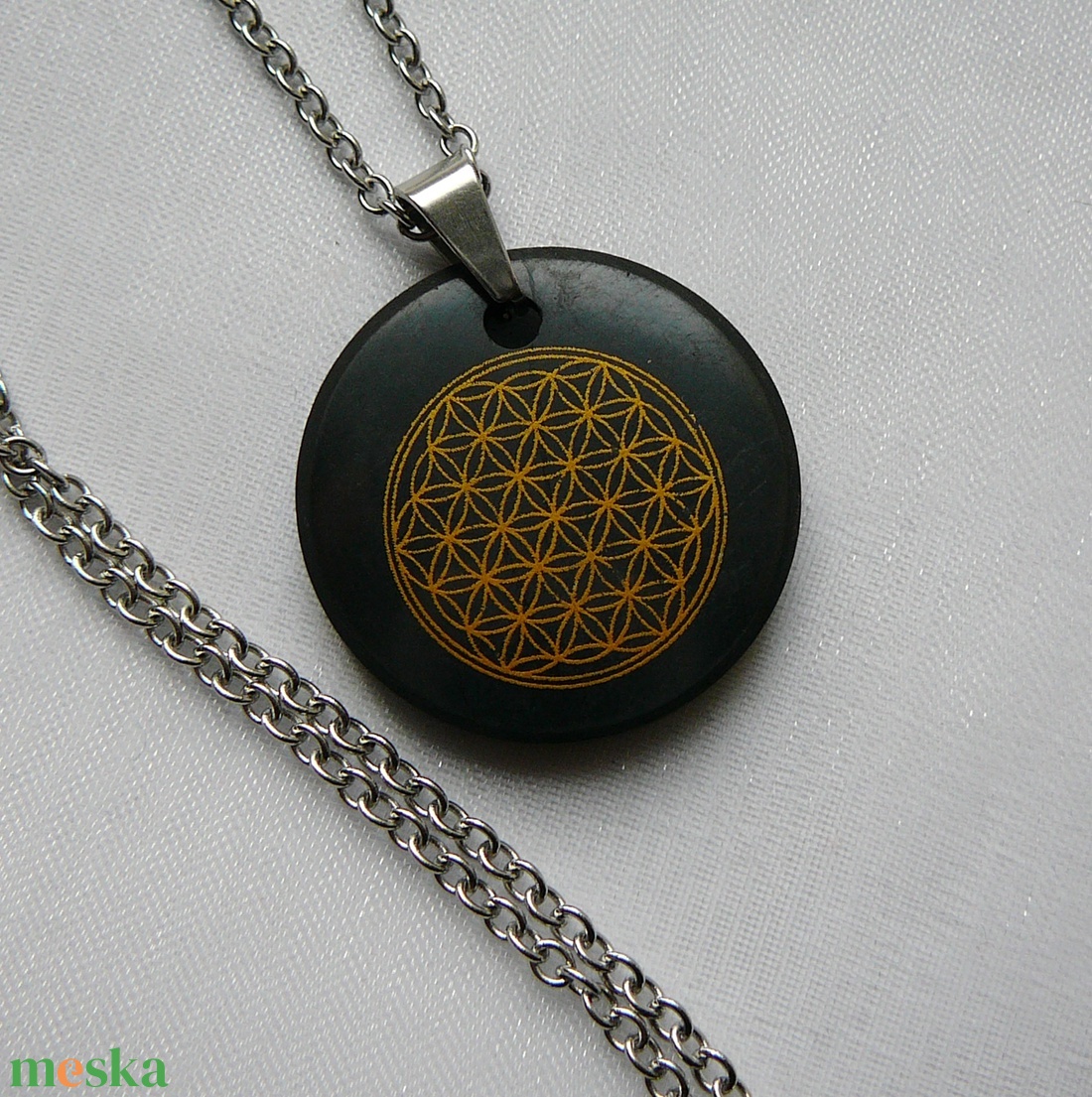 Sungit medálos nyaklánc - Az élet virága - ékszer - nyaklánc - medálos nyaklánc - Meska.hu