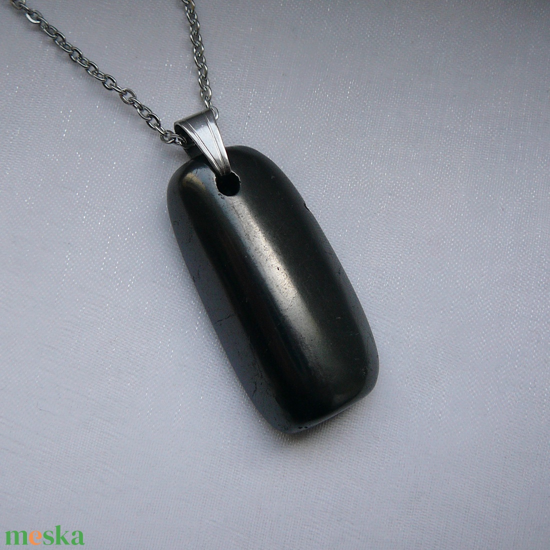 Sungit medálos nyaklánc  - ékszer - nyaklánc - medálos nyaklánc - Meska.hu