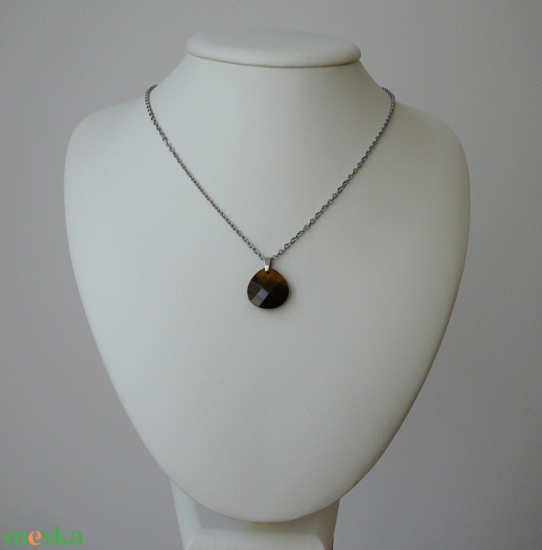 Tigrisszem medálos nyaklánc - ékszer - nyaklánc - medálos nyaklánc - Meska.hu