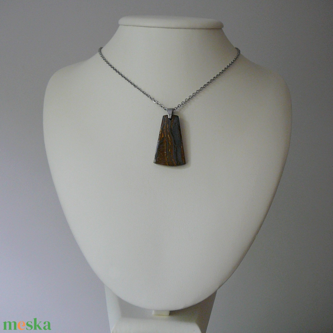 Tigrisvas medálos nyaklánc - ékszer - nyaklánc - medálos nyaklánc - Meska.hu