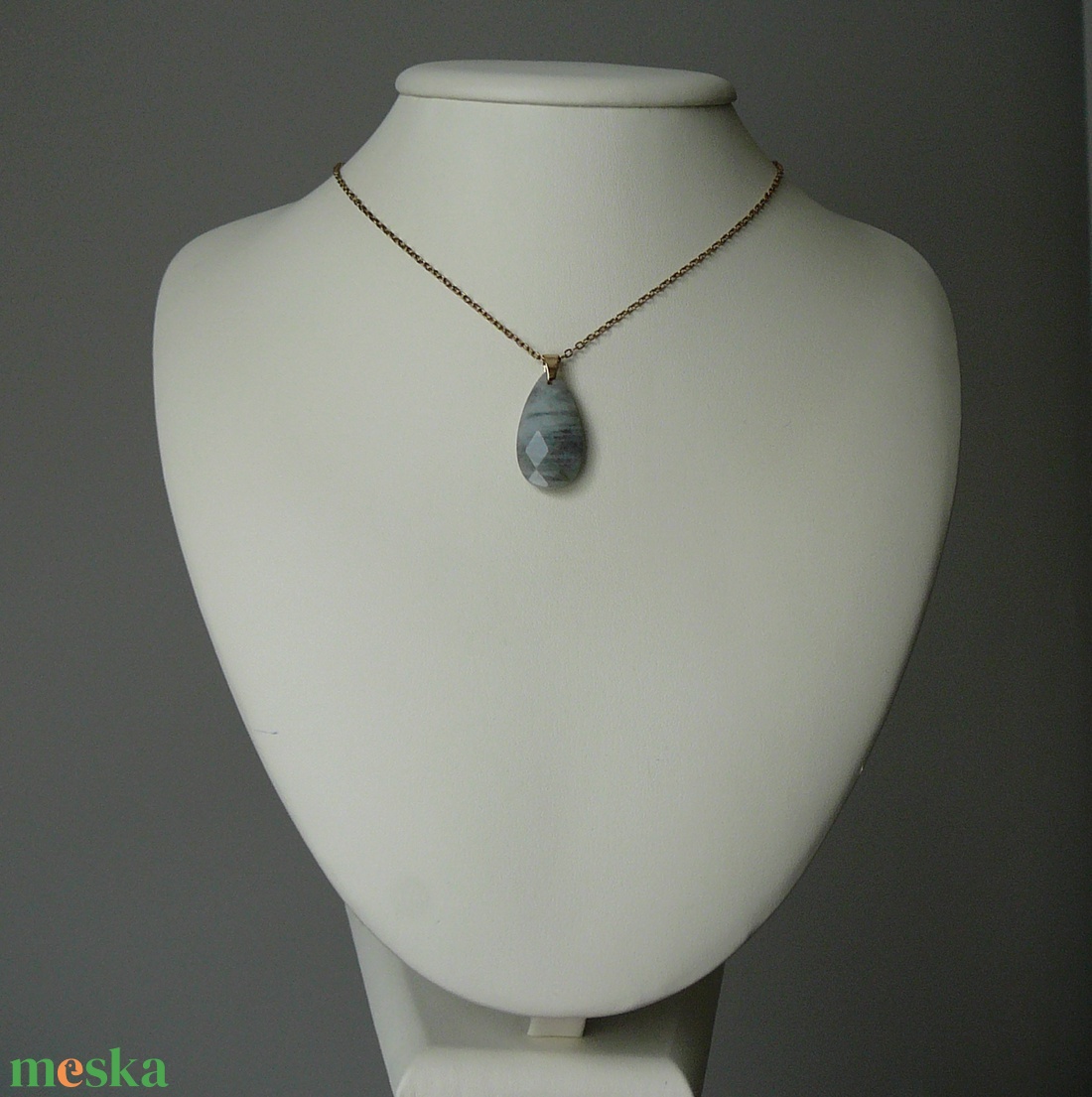 Labradorit medálos nyaklánc - ékszer - nyaklánc - medálos nyaklánc - Meska.hu