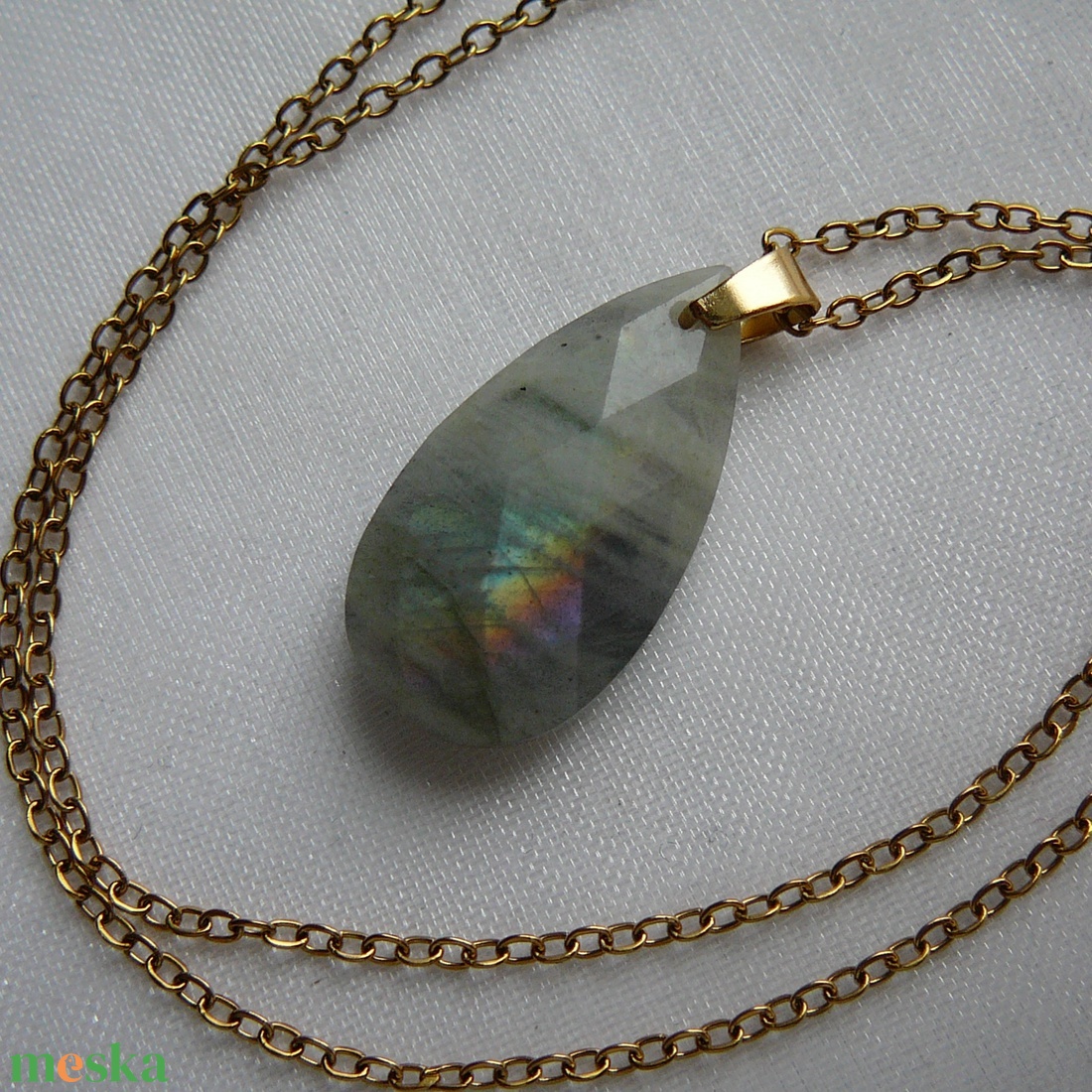 Labradorit medálos nyaklánc - ékszer - nyaklánc - medálos nyaklánc - Meska.hu
