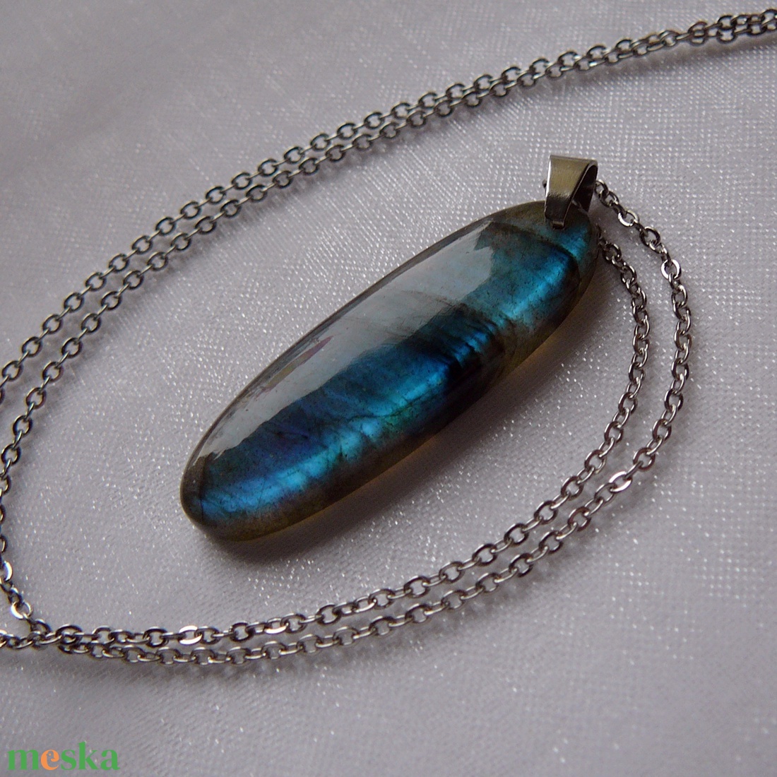 Labradorit medálos nyaklánc - ékszer - nyaklánc - medál - Meska.hu