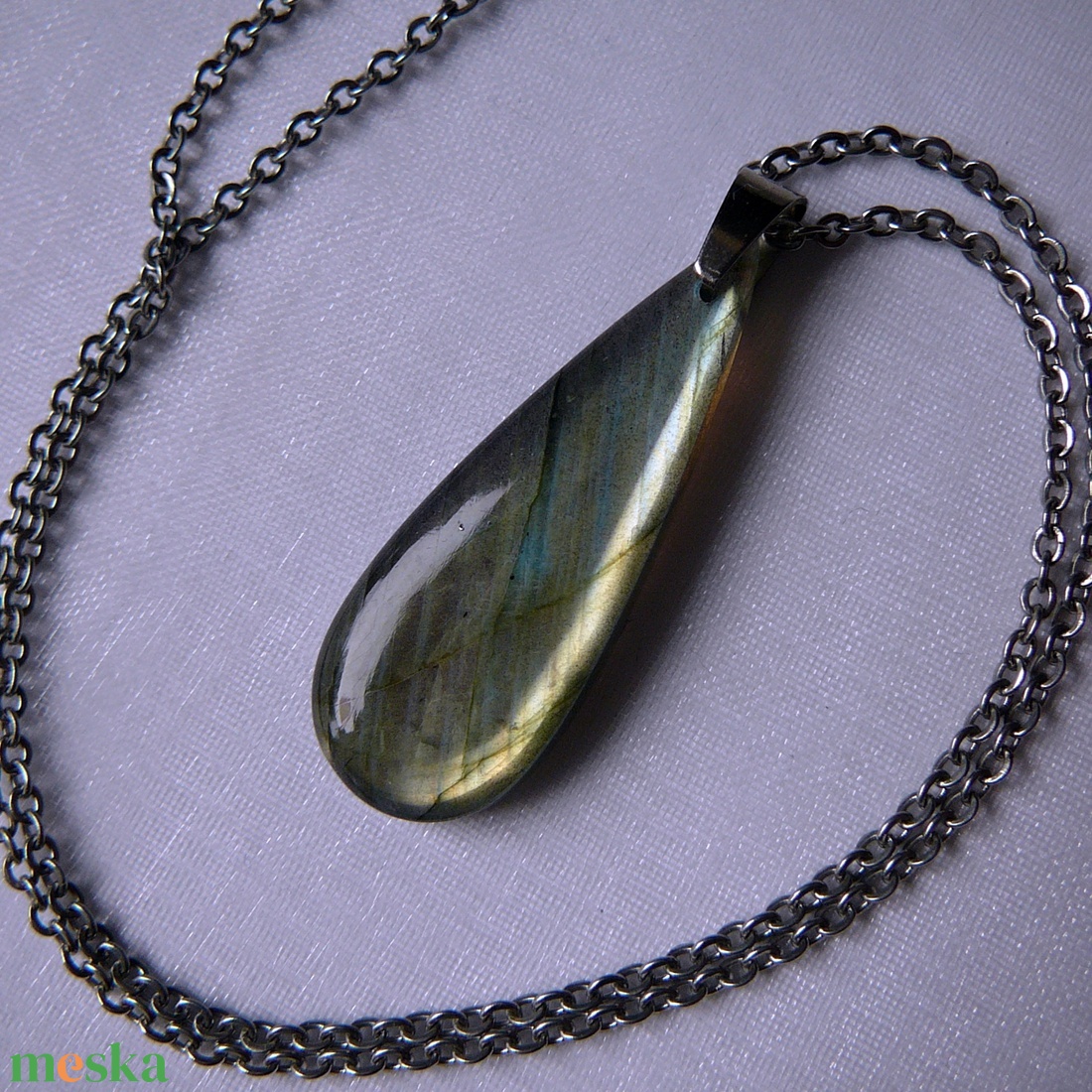 Labradorit medálos nyaklánc - ékszer - nyaklánc - medál - Meska.hu