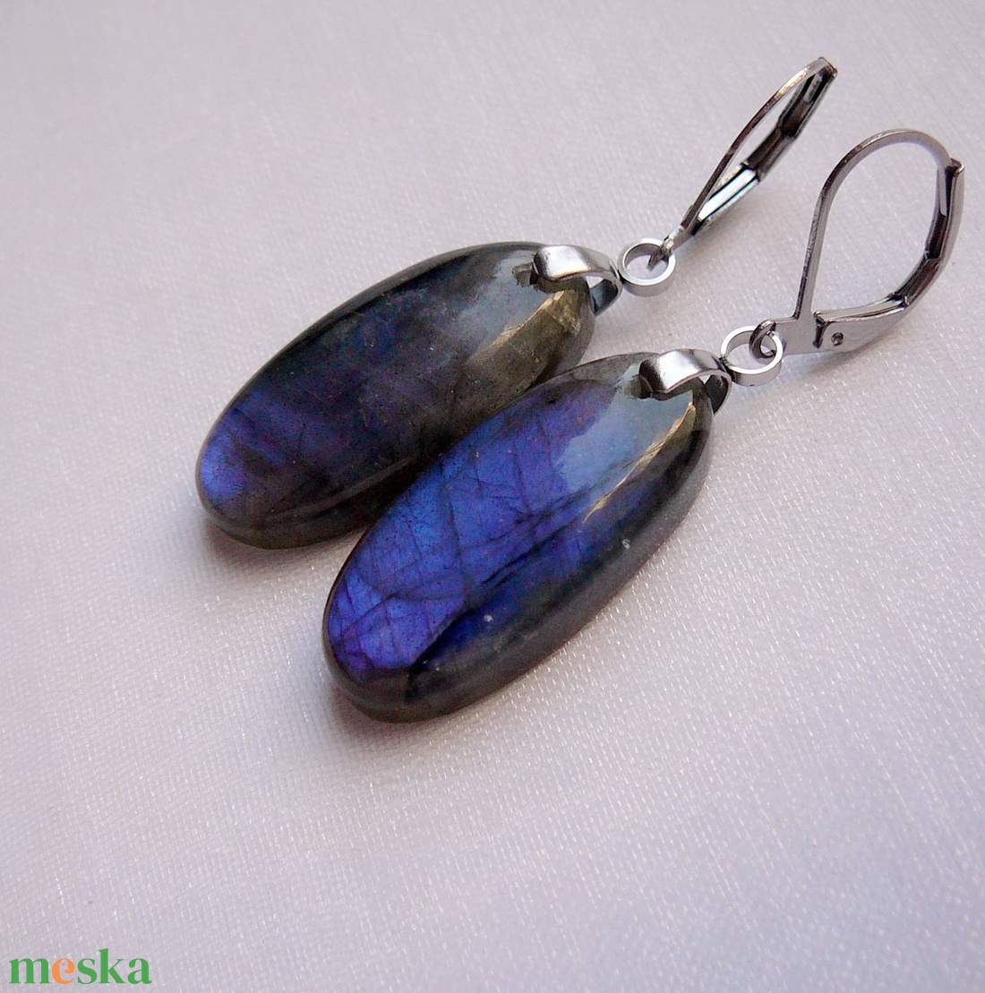 Labradorit fülbevaló - ékszer - fülbevaló - lógó csepp fülbevaló - Meska.hu