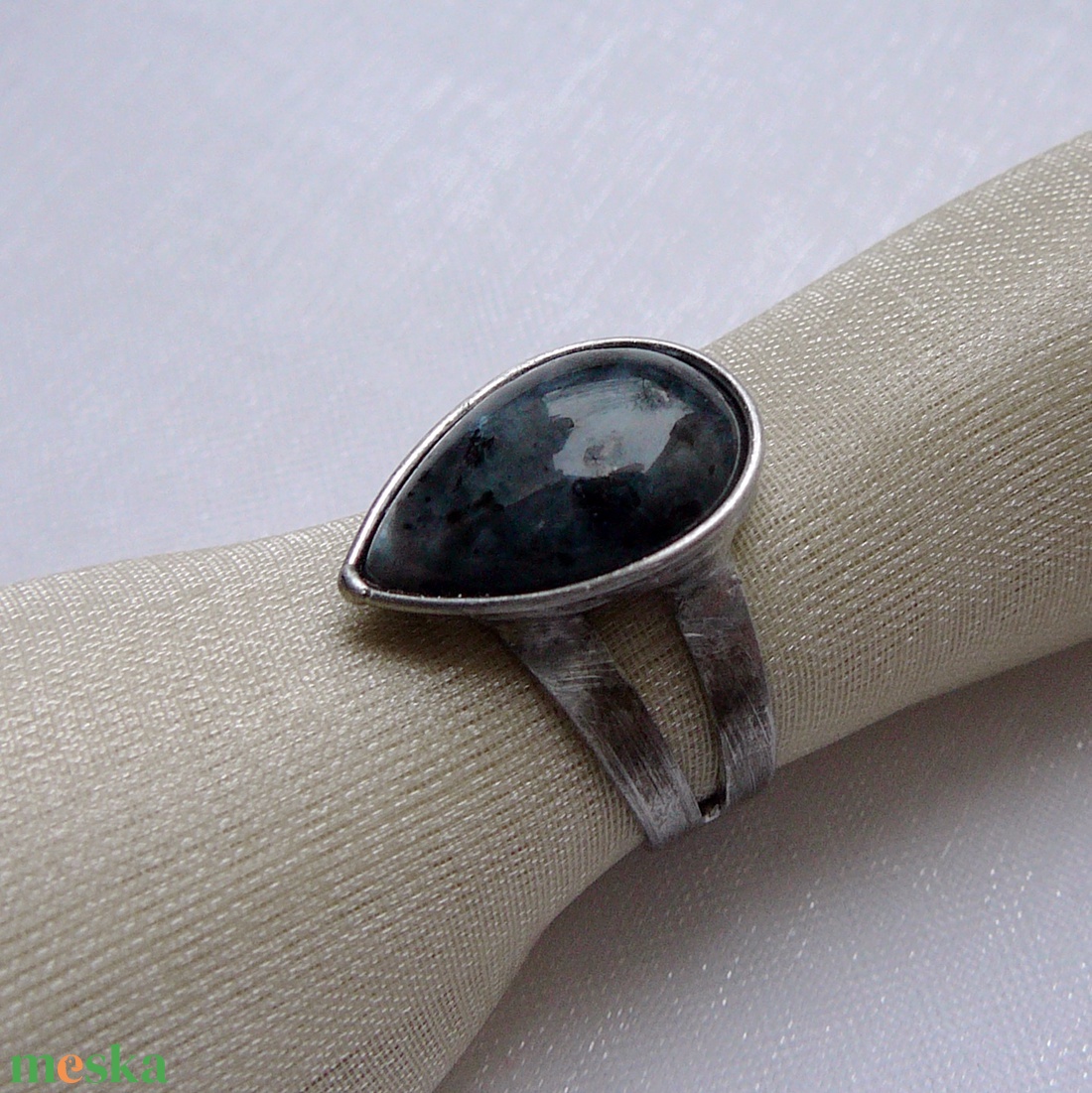 Fekete labradorit gyűrű - ékszer - gyűrű - szoliter gyűrű - Meska.hu
