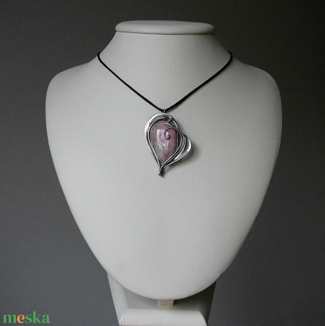 Rózsaszín opál szív medál - ékszer - nyaklánc - medálos nyaklánc - Meska.hu