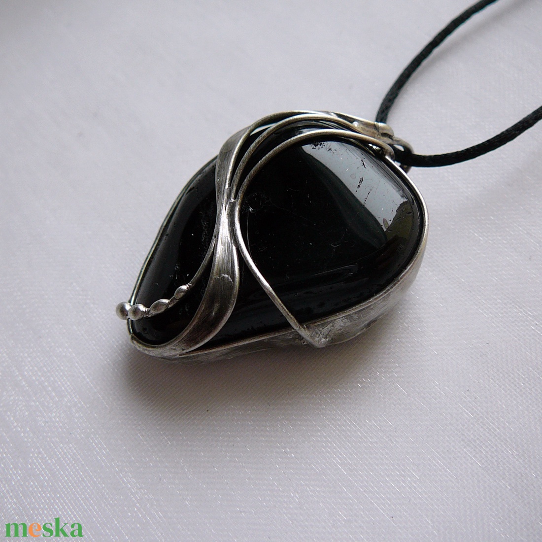 Fekete turmalin medál - ékszer - nyaklánc - medálos nyaklánc - Meska.hu