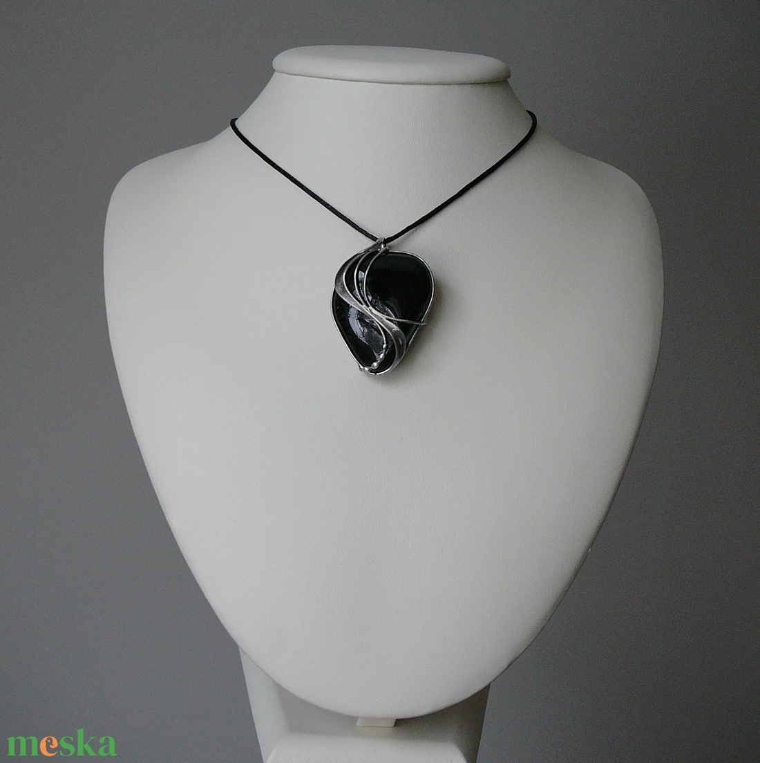 Fekete turmalin medál - ékszer - nyaklánc - medálos nyaklánc - Meska.hu