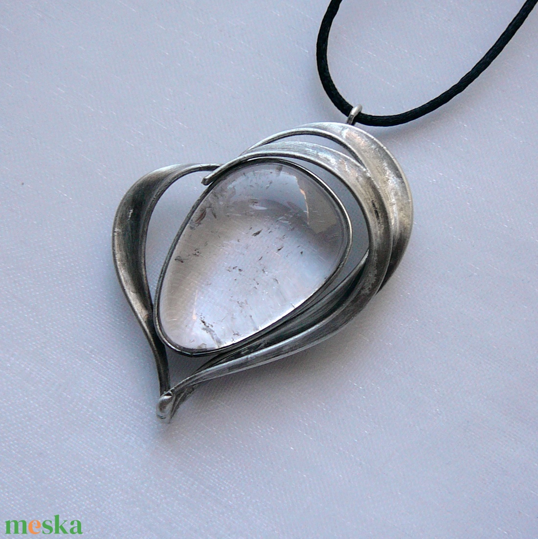Hegyikristály szív medál - ékszer - nyaklánc - medálos nyaklánc - Meska.hu