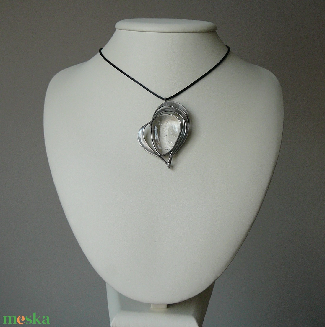 Hegyikristály szív medál - ékszer - nyaklánc - medálos nyaklánc - Meska.hu