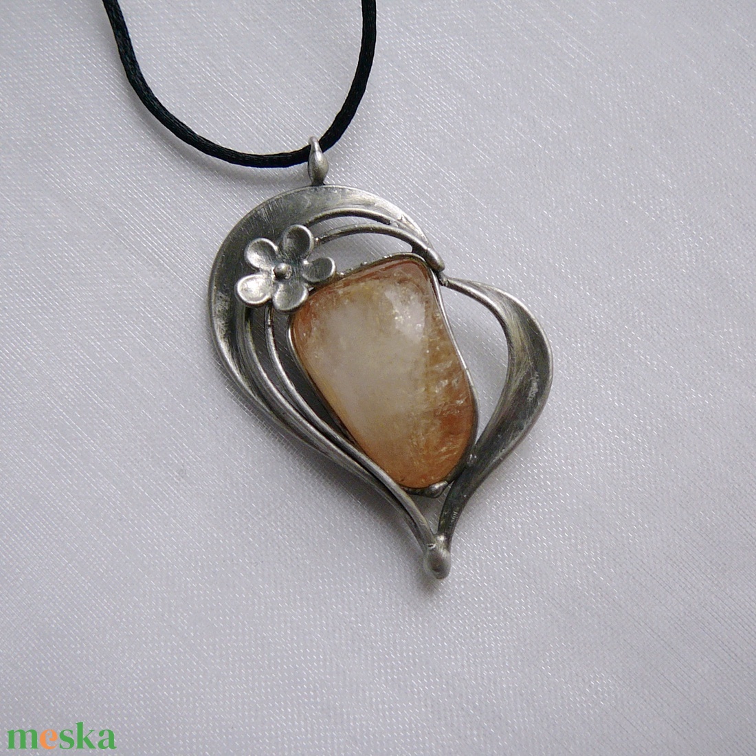 Citrin szív medál - ékszer - nyaklánc - medálos nyaklánc - Meska.hu