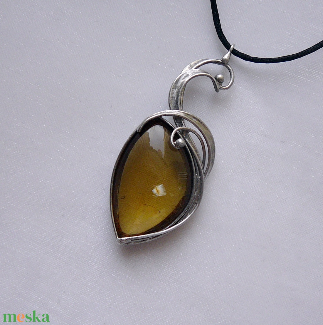 Füstkvarc  medál - ékszer - nyaklánc - medálos nyaklánc - Meska.hu