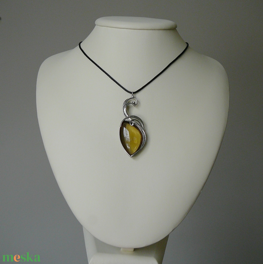 Füstkvarc  medál - ékszer - nyaklánc - medálos nyaklánc - Meska.hu