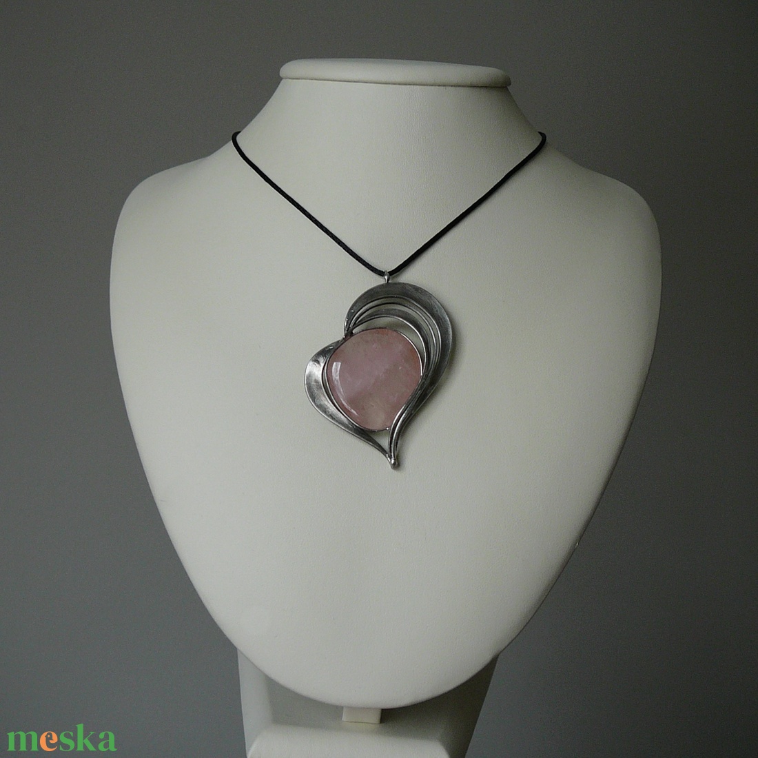 Rózsakvarc szív medál - ékszer - nyaklánc - medálos nyaklánc - Meska.hu