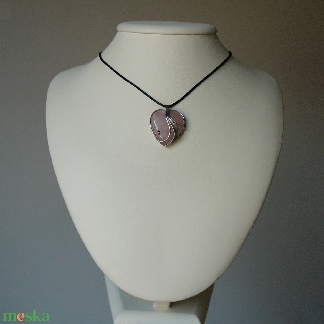 Rózsakvarc szív medál - ékszer - nyaklánc - medálos nyaklánc - Meska.hu