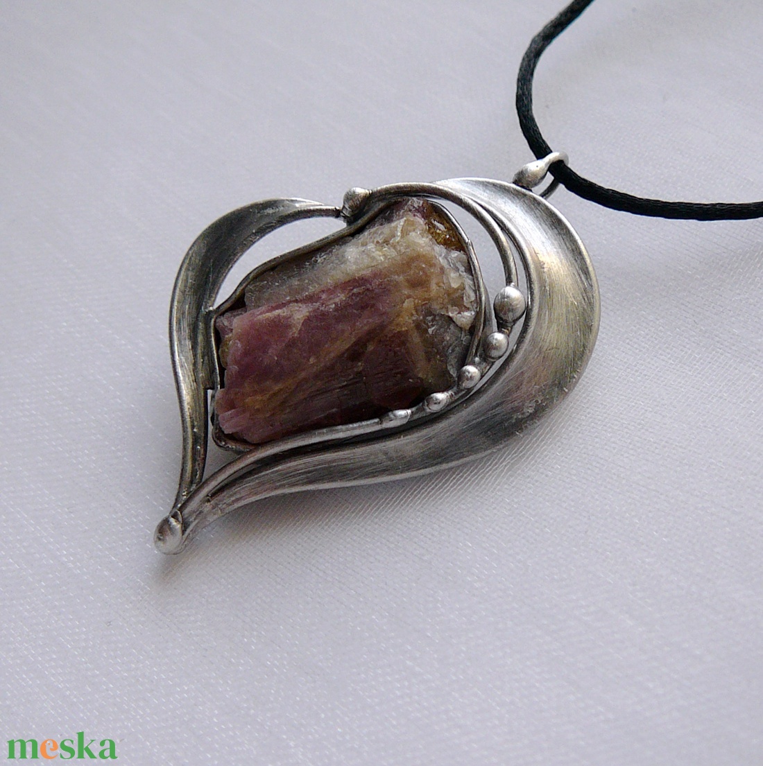 Rubellit szív medál - ékszer - nyaklánc - medálos nyaklánc - Meska.hu